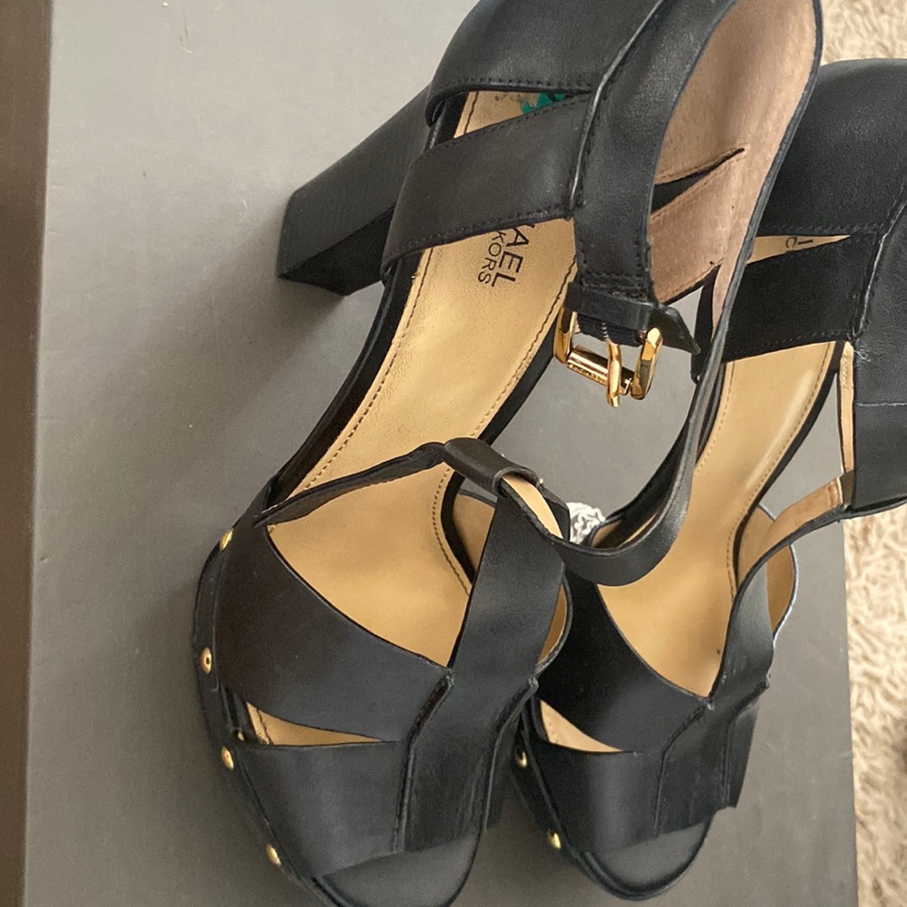 Micheal Kors black t strap heel